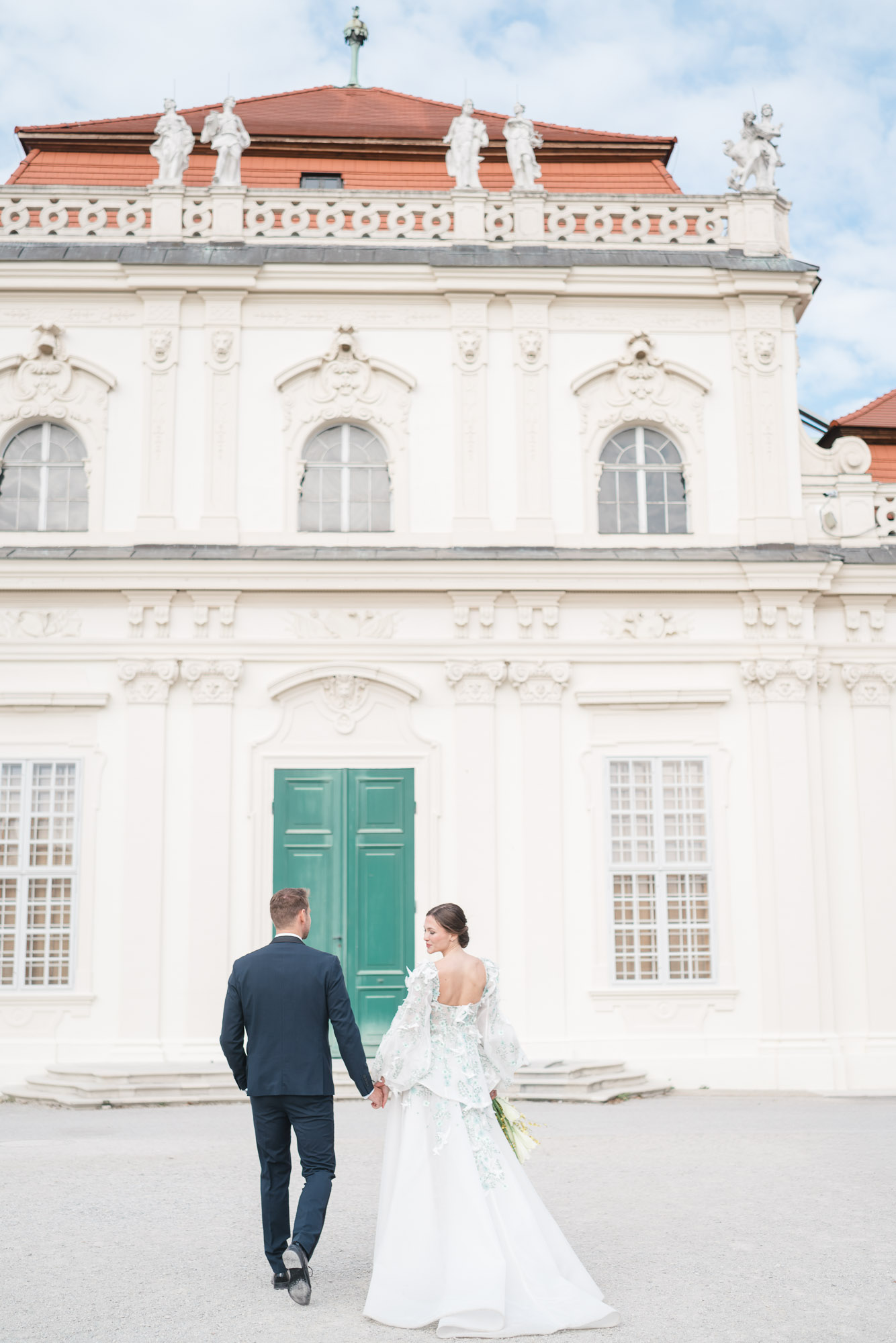 Brautpaar vor dem unteren Schloss Belvedere
